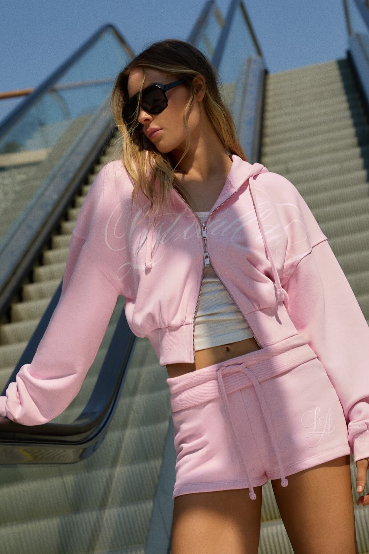 Bershka Baskılı fermuarlı kapüşonlu sweatshirt